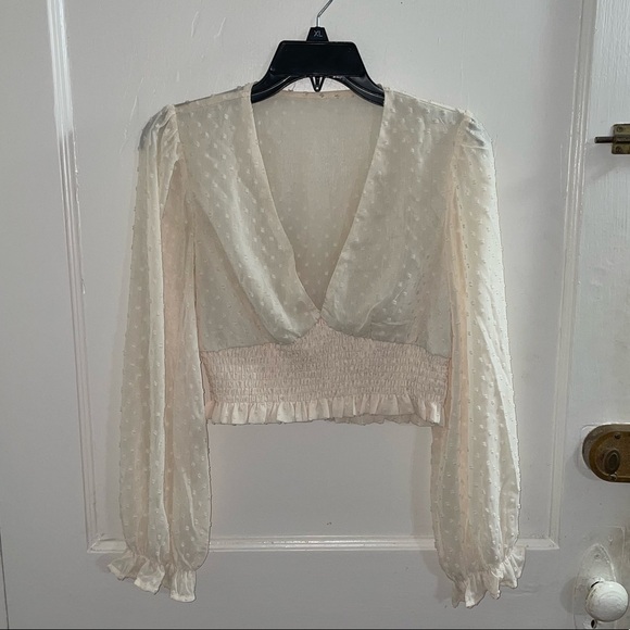 Cream Bell-Sleeved V-Neck Crop Top-Size Medium - Picture 3 of 7